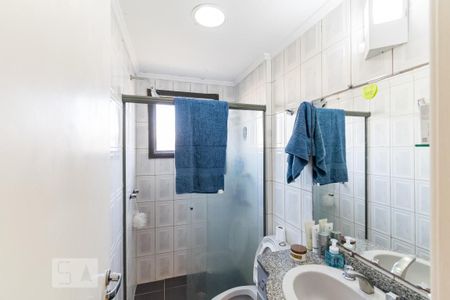 Apartamento à venda com 84m², 3 quartos e 2 vagas Apartamento à venda com 84m², 3 quartos e 2 vagasBanheiro da Suíte