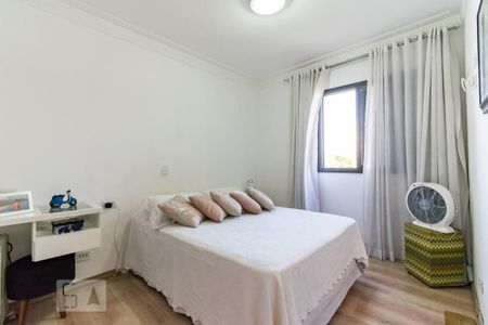 Apartamento à venda com 84m², 3 quartos e 2 vagas Apartamento à venda com 84m², 3 quartos e 2 vagasSuíte
