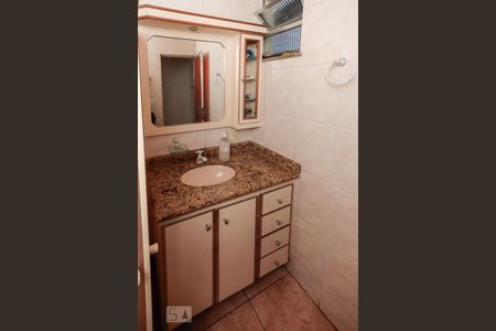 Apartamento à venda com 82m², 3 quartos e sem vagaBanheiro