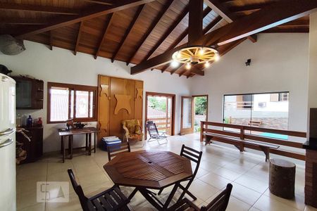 Casa à venda com 192m², 2 quartos e 2 vagasEspaço Gourmet