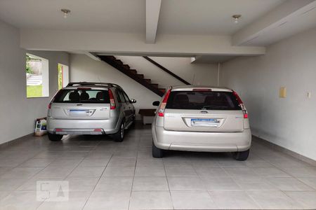 Casa à venda com 192m², 2 quartos e 2 vagasGaragem