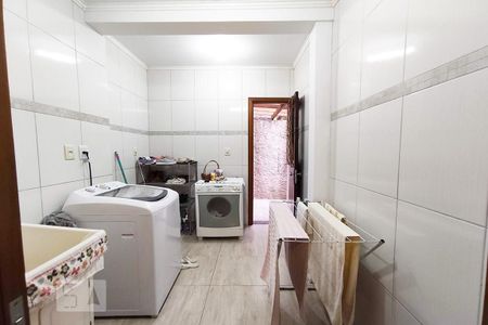 Casa à venda com 192m², 2 quartos e 2 vagasÁrea de Serviço