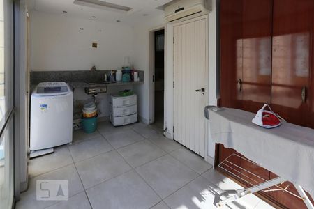 Apartamento à venda com 368m², 4 quartos e 2 vagasÁrea de Serviço
