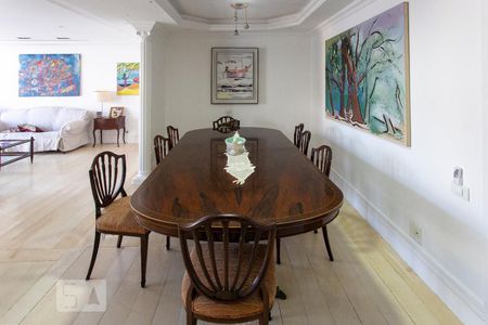 Apartamento à venda com 368m², 4 quartos e 2 vagasSala de Jantar