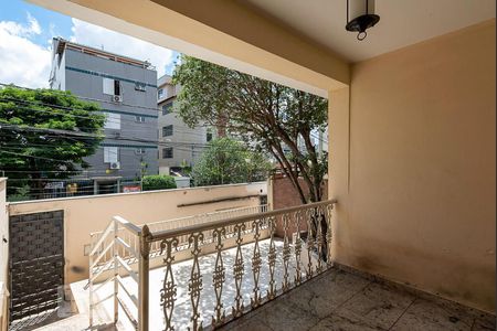 Varanda da Entrada de casa para alugar com 3 quartos, 360m² em São Luiz, Belo Horizonte