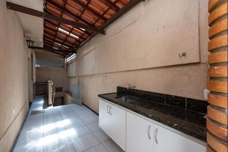 Casa para alugar com 360m², 3 quartos e 2 vagasChurrasqueira