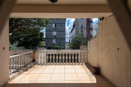 Casa para alugar com 360m², 3 quartos e 2 vagasVista da Suíte 1