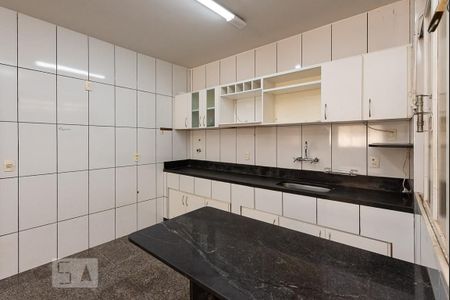 Casa para alugar com 360m², 3 quartos e 2 vagasCozinha 1