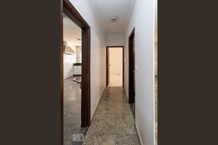 Casa para alugar com 360m², 3 quartos e 2 vagasCorredor