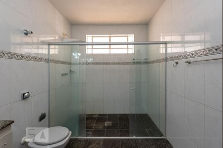 Casa para alugar com 360m², 3 quartos e 2 vagasBanheiro Social
