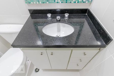 Apartamento para alugar com 60m², 2 quartos e 1 vagaBanheiro 