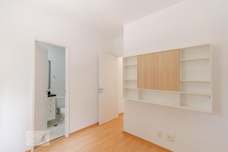 Apartamento para alugar com 60m², 2 quartos e 1 vagaSuíte 