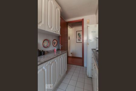 Cozinha de apartamento à venda com 3 quartos, 92m² em Menino Deus, Porto Alegre