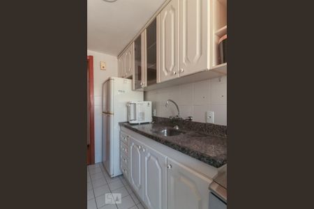 Cozinha de apartamento à venda com 3 quartos, 92m² em Menino Deus, Porto Alegre