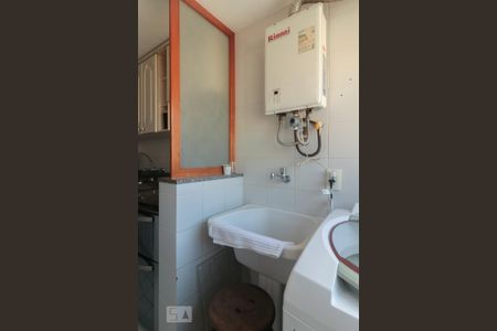 Cozinha e Área de Serviço de apartamento à venda com 3 quartos, 92m² em Menino Deus, Porto Alegre