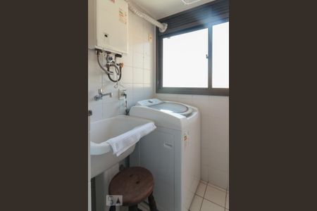 Cozinha e Área de Serviço de apartamento à venda com 3 quartos, 92m² em Menino Deus, Porto Alegre