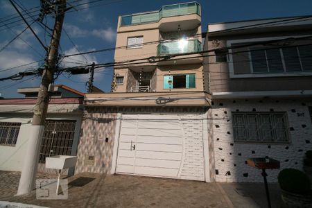 Casa à venda com 200m², 3 quartos e 4 vagasFachada
