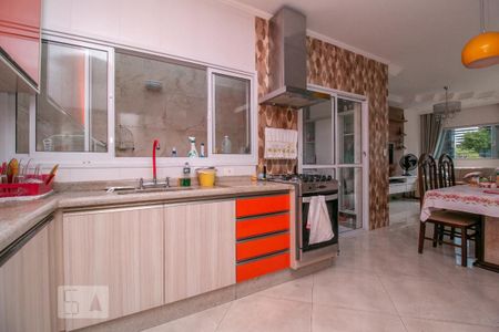 Casa à venda com 200m², 3 quartos e 4 vagasCozinha