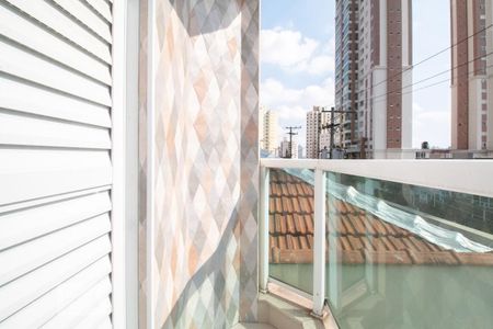 Casa à venda com 200m², 3 quartos e 4 vagasVaranda Suite