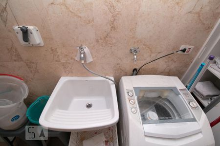 Casa à venda com 200m², 3 quartos e 4 vagasÁrea de Serviço