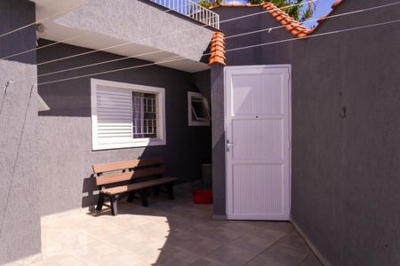 Casa à venda com 122m², 2 quartos e 3 vagasQuintal