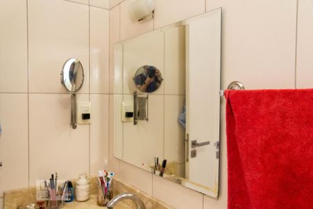 Casa à venda com 122m², 2 quartos e 3 vagasSuíte do Quarto 2