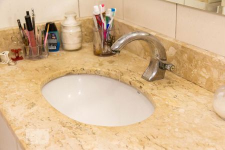 Casa à venda com 122m², 2 quartos e 3 vagasSuíte do Quarto 2