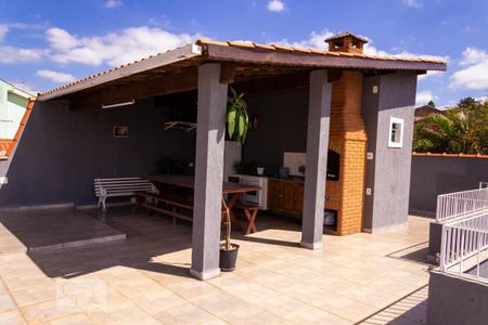 Casa à venda com 122m², 2 quartos e 3 vagasVaranda gourmet