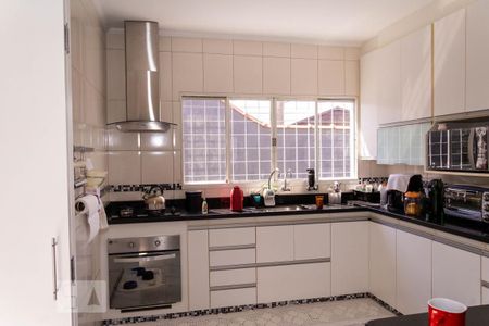 Casa à venda com 122m², 2 quartos e 3 vagasCozinha