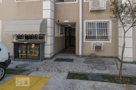 Apartamento para alugar com 50m², 2 quartos e 1 vagaEntrada do Bloco