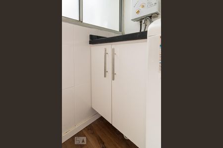 Apartamento para alugar com 50m², 2 quartos e 1 vagaÁrea de Serviço - Armário