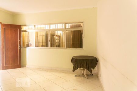 Sala de Casa com 3 quartos, 170m² Vila Romano