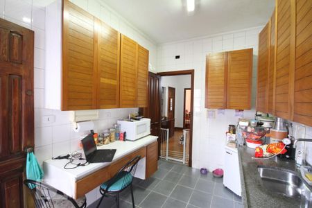 Casa à venda com 330m², 3 quartos e 8 vagasCozinha