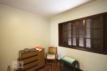 Casa à venda com 330m², 3 quartos e 8 vagasQuarto 3