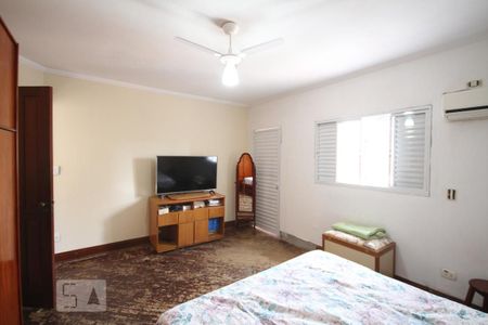 Casa à venda com 330m², 3 quartos e 8 vagasQuarto 1