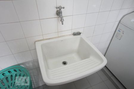 Casa à venda com 330m², 3 quartos e 8 vagasÁrea de Serviço