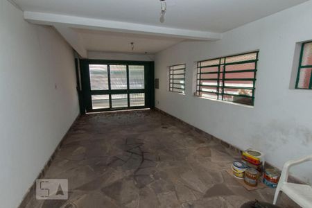 Casa à venda com 250m², 4 quartos e sem vagaGaragem - 3 carros