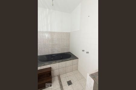 Casa à venda com 250m², 4 quartos e sem vagaBanheiro da Suíte