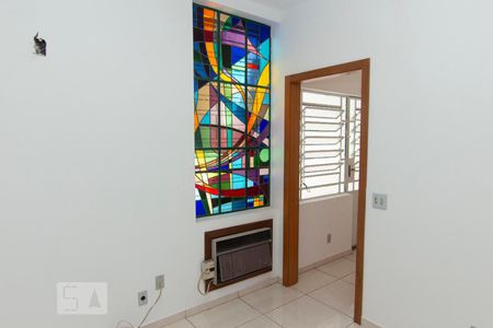 Sala de casa à venda com 4 quartos, 250m² em São João, Porto Alegre