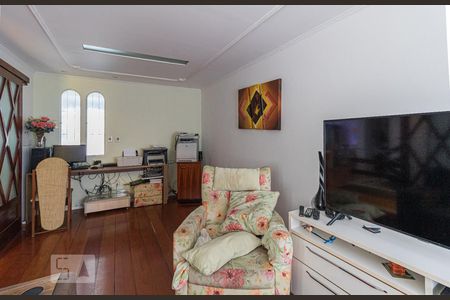 Casa à venda com 300m², 3 quartos e 4 vagasSala