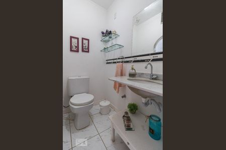 Casa à venda com 300m², 3 quartos e 4 vagasBanheiro Social