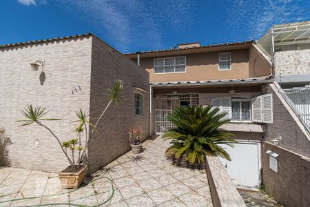Casa à venda com 300m², 3 quartos e 4 vagasFachada