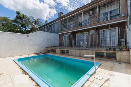 Casa à venda com 300m², 3 quartos e 4 vagasPiscina