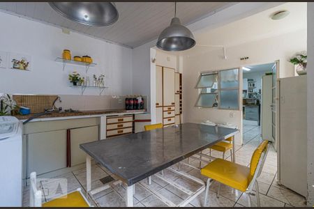 Casa à venda com 300m², 3 quartos e 4 vagasArea gourmet