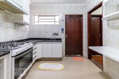 Casa à venda com 110m², 3 quartos e 2 vagas Casa à venda com 110m², 3 quartos e 2 vagasCozinha