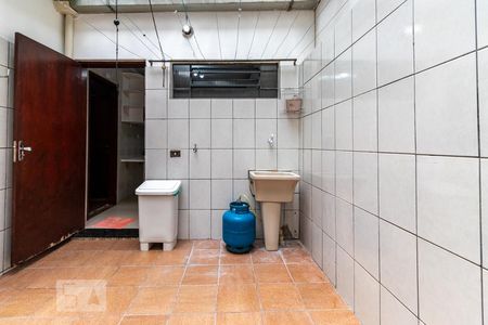 Casa à venda com 110m², 3 quartos e 2 vagas Casa à venda com 110m², 3 quartos e 2 vagasLavanderia