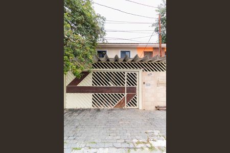 Casa à venda com 110m², 3 quartos e 2 vagas Casa à venda com 110m², 3 quartos e 2 vagasFachada da Casa