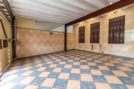 Casa à venda com 110m², 3 quartos e 2 vagas Casa à venda com 110m², 3 quartos e 2 vagasGaragem