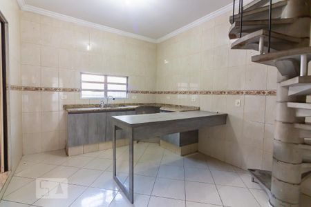 Casa à venda com 555m², 2 quartos e 1 vagaCozinha