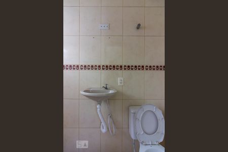 Casa à venda com 555m², 2 quartos e 1 vagaBanheiro